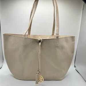 BADGLEY MISCHKA MSRP $139 Vegan Leather Off-White Decorative Chain Tote Spacious
